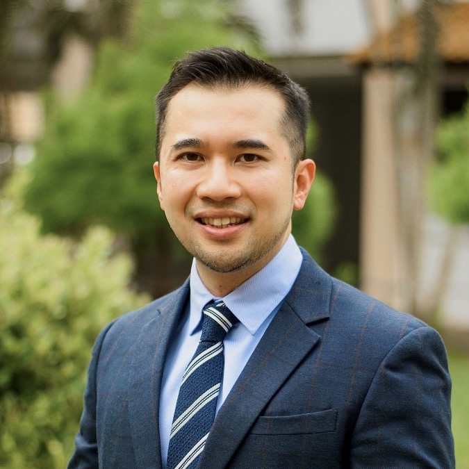 Prof. Chang Yau Hoon